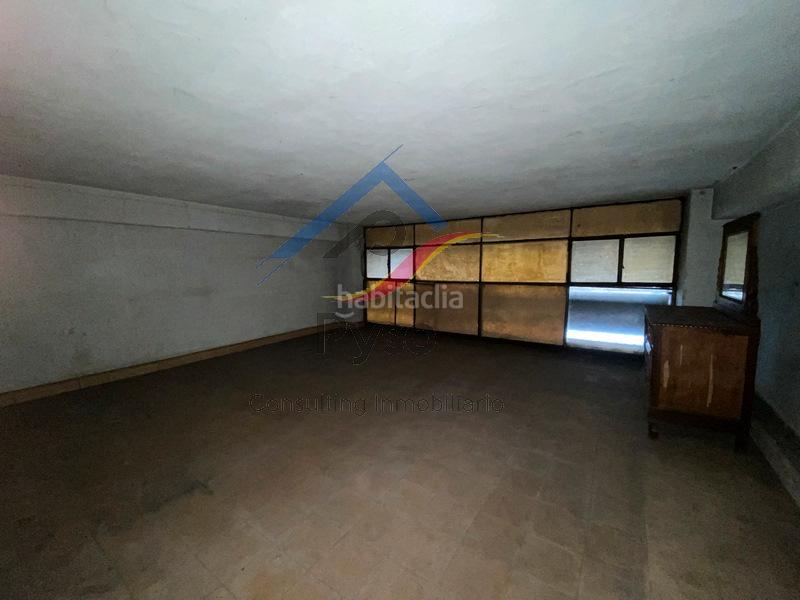 Foto c9c3210e-bd76-491c-a829-37c25c8e83a6. Local comercial a Cuatro Caminos Santander