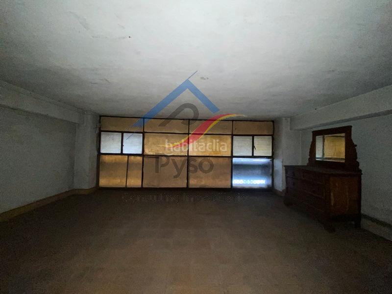 Foto dae1cb6e-291d-43cf-9773-d5be440e13c2. Local comercial a Cuatro Caminos Santander