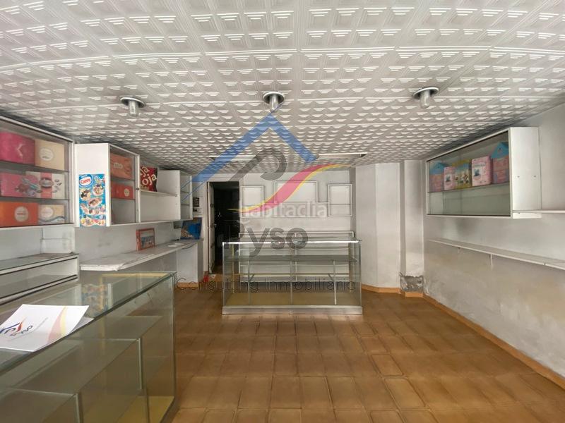 Foto f3d45d61-6405-4f60-8005-97733900619f. Local comercial a Cuatro Caminos Santander