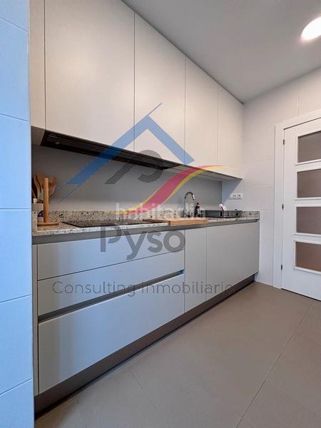 Foto 7534d56b-8ad1-46b2-a708-7bddc0852806. Location appartement avec chauffage parking dans Los Castros Santander