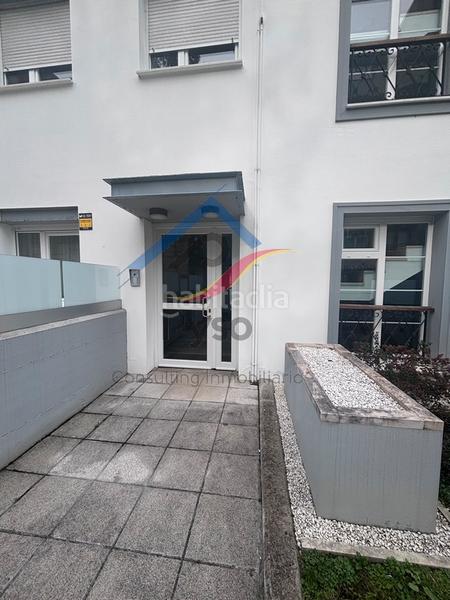 Foto cd4ad203-6285-417d-9479-5f7696ed0945. Miete etagenwohnung mit heizung parking in Los Castros Santander