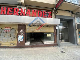 Local commercial  Calle camilo alonso vega