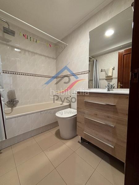 Foto cc3250a8-ac3b-4629-aba3-98796d6c5660. Lloguer dúplex a calle hernán cortés 1 a Centro - Ayuntamiento Santander