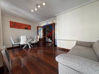 Miete Zweistöckige Wohnung in Calle hernán cortés 1
