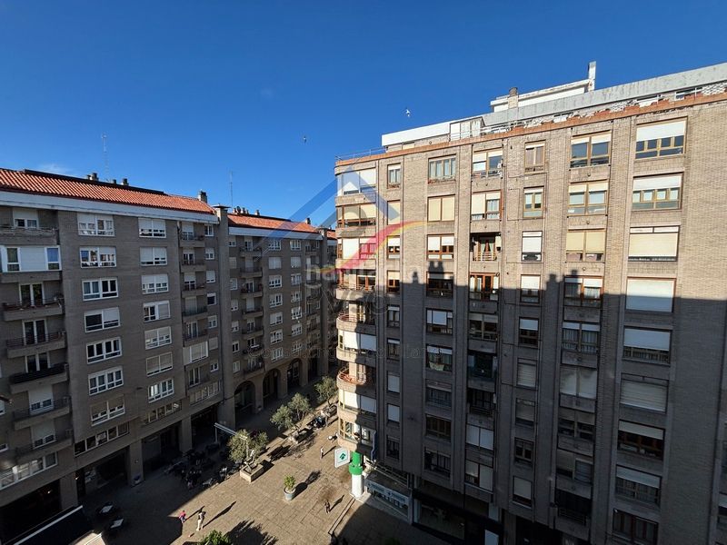 Foto 8fee7e63-e19f-4d66-83a2-9d34ae7900f2. Lloguer pis a calle san fernando 16a a Numancia - San Fernando Santander