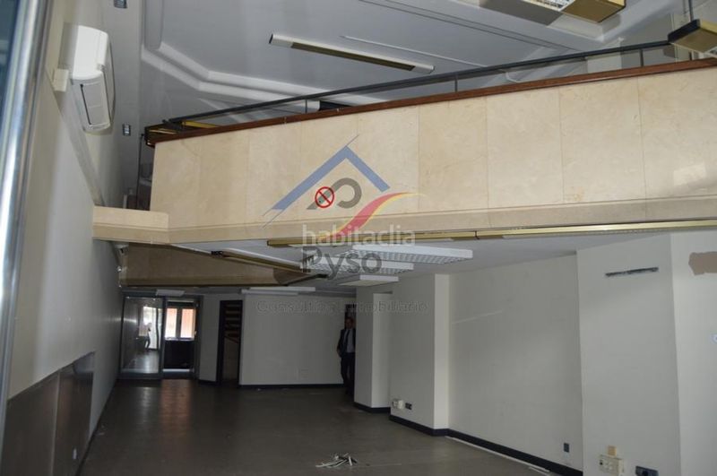 Foto c9ecccab-03a9-4c66-84b6-4a6dbe404e21. Local comercial a Centro - Ayuntamiento Santander
