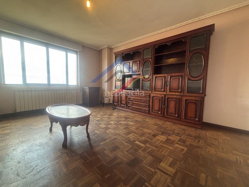 Foto 150a7a97-fcd1-419c-a325-66e7eb172cd4. Casa amb aparcament a Alisal - San Román Santander