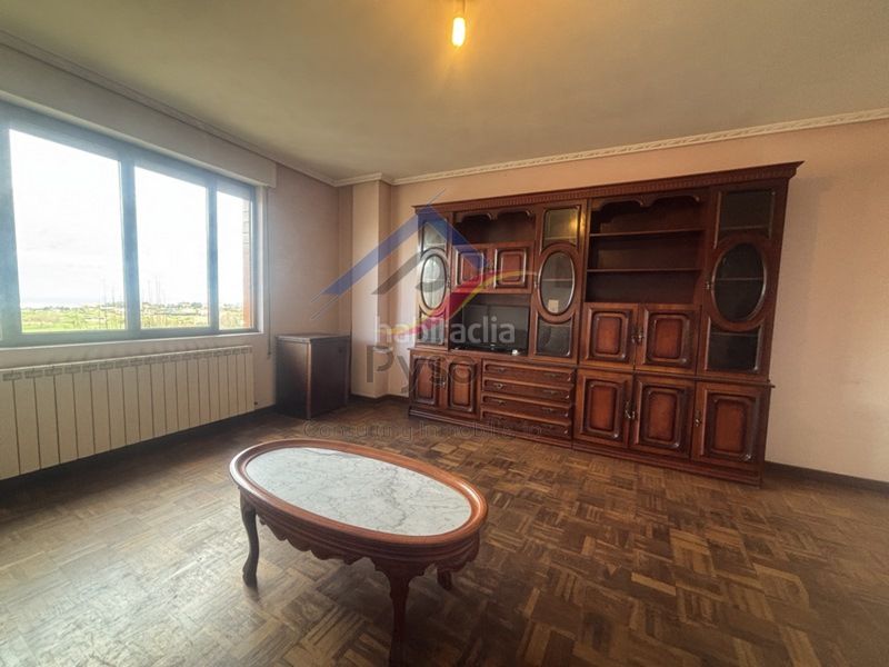 Foto 172c56d6-e234-4c8c-b07f-acb841ee6a3f. Casa amb aparcament a Alisal - San Román Santander