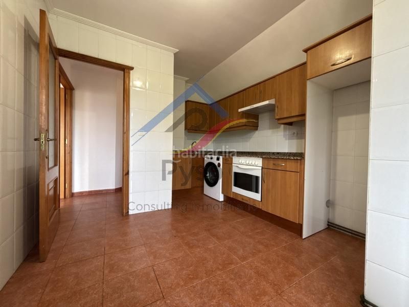 Foto a857c601-e530-484d-8196-e21c8496e434. Àtic amb calefacció aparcament a Ruiloba