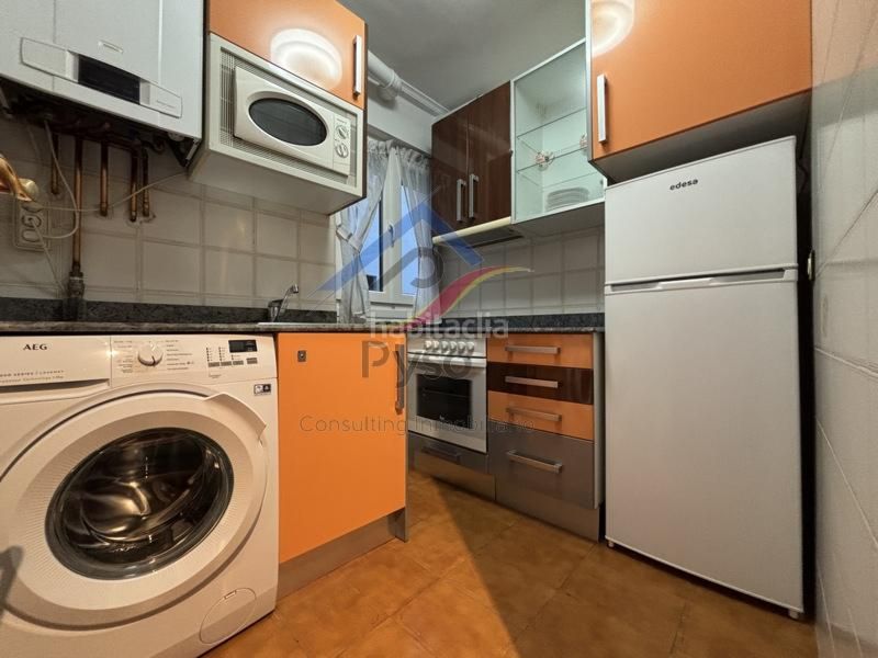 Foto 745668f7-c2cd-4ce3-a6d6-7ebacb8b1f52. Rent flat in Numancia - San Fernando Santander