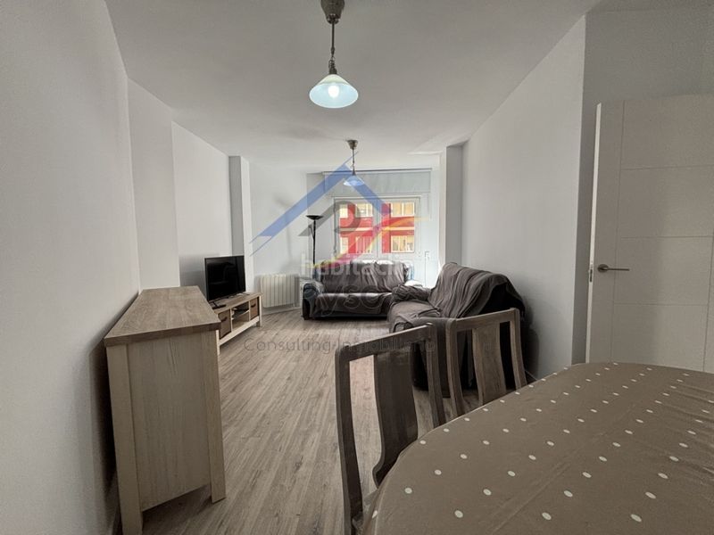Foto a66aa4cd-f04e-4bc3-a22f-c21399b004cc. Rent flat with heating in Cuatro Caminos Santander