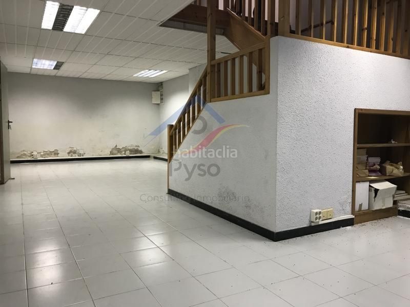 Foto 8c41dadb-0e03-44d1-8c13-bea580ce2fad. Local comercial a Centro - Ayuntamiento Santander
