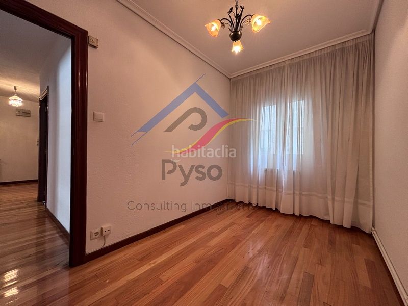 Foto 8c4f40d4-3a18-4022-89f4-74d1c3279ce0. Piso en Centro - Ayuntamiento Santander