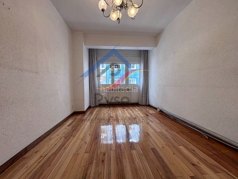 Foto cf525938-4b44-4bab-8b2f-a1c2591ef4da. Piso en Centro - Ayuntamiento Santander