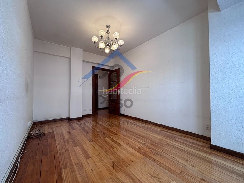 Foto f1d47388-cbf7-4b27-892a-0cba7f1f5dea. Piso en Centro - Ayuntamiento Santander