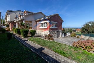Chalet  Barrio la cotera