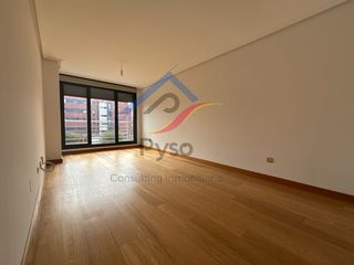 Etagenwohnung  Calle la torre. Piso de reestreno en monte