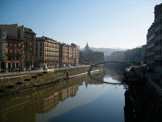 Lloguer Pis a Casco Viejo. Se alquila piso en el casco viejo de bilbao. 7 calles. 1 habitac