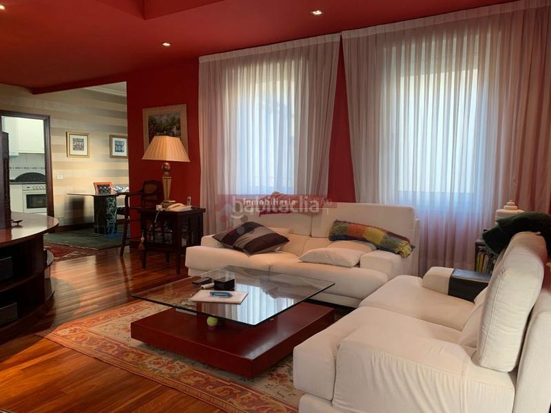 Foto 79b9923a-2911-486c-bf02-dea566dd8fa1. Pis amb calefacció a Ensanche - Moyua - Diputación Bilbao