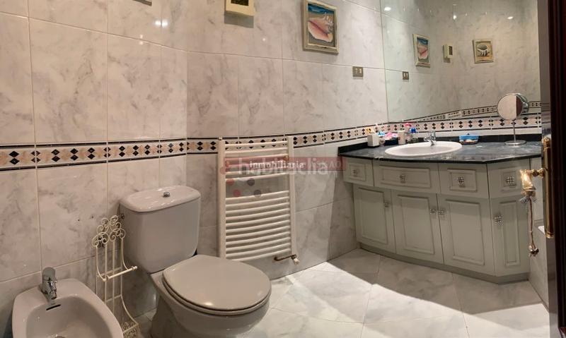 Foto a37749b0-59d2-4d4f-a839-c949ae0482d9. Pis amb calefacció a Ensanche - Moyua - Diputación Bilbao