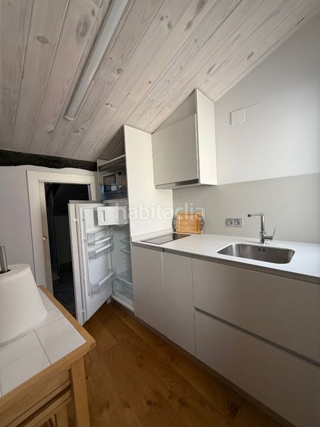 Foto 7a264198-d4b0-4843-bbb4-e0ceab290350. Àtic amb calefacció a Casco Viejo Bilbao