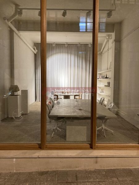 Foto bbcbe46d-7fea-4760-b27b-818232043bc7. Local comercial amb calefacció a Iturralde Bilbao