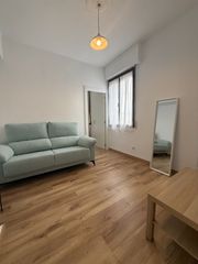 Etagenwohnung  Bailén kalea. Piso de 52 metros. totalmente exterior. bilbao. plaza circular.
