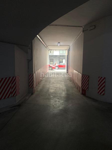 Foto 3481b6c6-32f2-4e13-aecd-1cce6a1a1e6c. Posto auto in Residencia - Abella Lugo