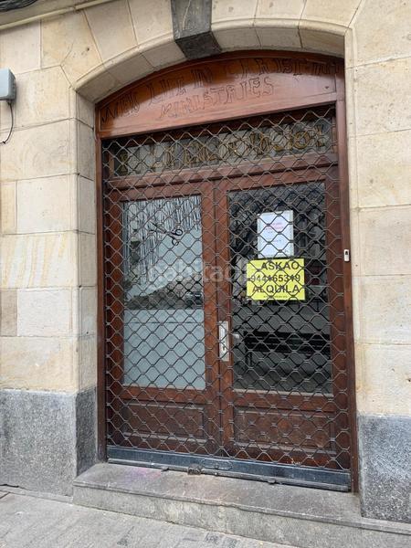 Foto b4284c60-c7e1-4204-8dcb-6614cc7b478e. Lloguer local comercial a Atxuri Bilbao