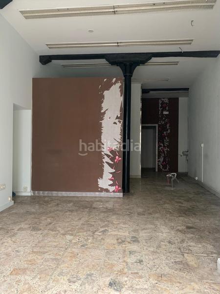 Foto cacca0bb-b4d9-4124-a364-3881539f3e40. Lloguer local comercial a Atxuri Bilbao