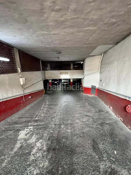 Foto 00ece43b-22d5-40a4-ab05-48e588bc5e94. Car parking in San Fransisco Bilbao