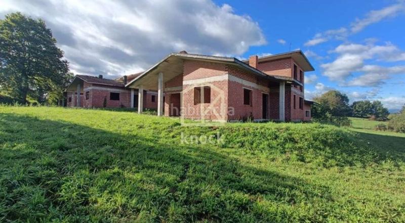 Foto 0fb274d0-f7a1-4aad-bf6b-4d5377300782. Haus mit parking in Parroquias Norte Siero