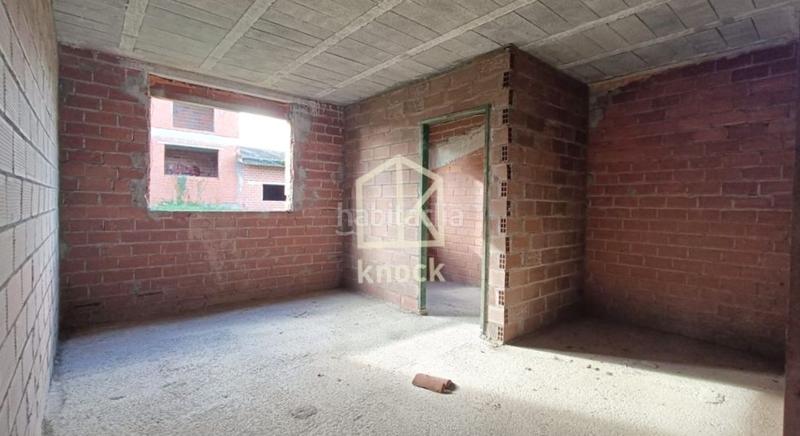 Foto 23526a0a-1005-40b7-8a2c-664c364a1892. Haus mit parking in Parroquias Norte Siero