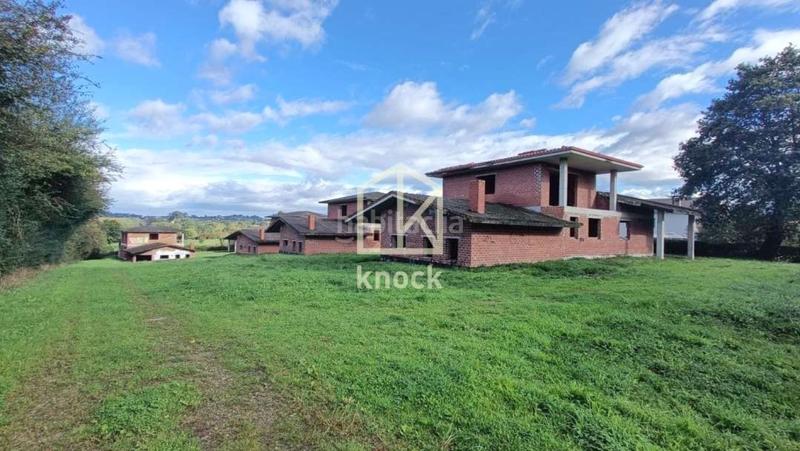 Foto 6c49a8ec-c6a7-4aec-982d-c46b11662ff0. Haus mit parking in Parroquias Norte Siero