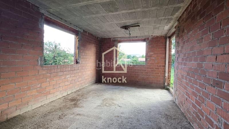 Foto a4823752-5d77-4227-bbdb-1c3b1bddbff5. Haus mit parking in Parroquias Norte Siero