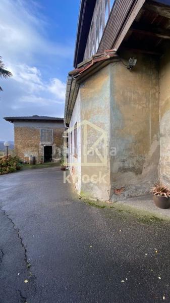 Foto 190fddc4-1cfc-41fa-a801-9e8e0a08ef1f. Casa oportunidad única.caserío típico asturiano contactar con nere 6 8 4 6 4 0 4 7 4 se vende conjunto de casas asturianasu en Langreo