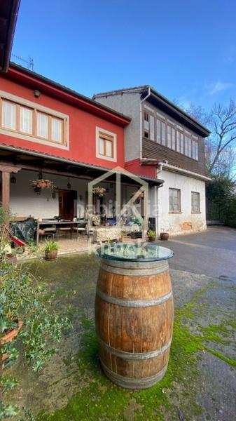 Foto 625ffa11-13f7-4d4b-8b11-78b9fc8cf9ea. Casa oportunidad única.caserío típico asturiano contactar con nere 6 8 4 6 4 0 4 7 4 se vende conjunto de casas asturianasu en Langreo