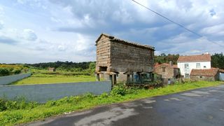 Haus  Camari�as - o ri�s. Casa con fincas edificables en zona rural de galicia