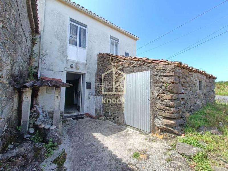 Foto 8a7b3c51-40a8-4d25-9d38-1512ffb133ed. Casa  en venta en zona rural de galicia. en Camariñas