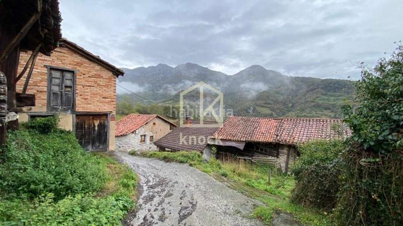 Foto 2d92305f-74a0-4bb2-81ce-219808a69303. Casa amb calefacció a Quirós