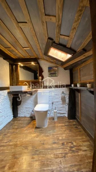 Foto 59144b02-50a3-4bb8-8574-69f1b0279661. Casa amb calefacció a Quirós