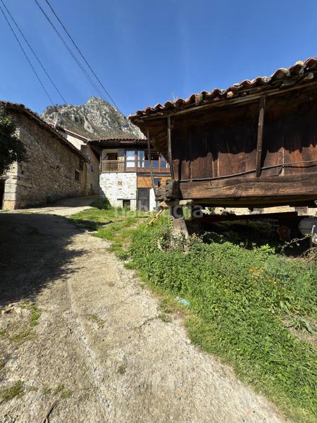 Foto c8172479-9e34-4899-ba78-9db8ef8d040e. Casa amb calefacció a Quirós