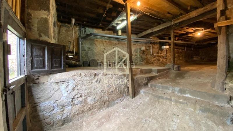 Foto e78f7e2b-59b5-47e6-8bfd-d1c9978b792e. Casa amb calefacció a Quirós