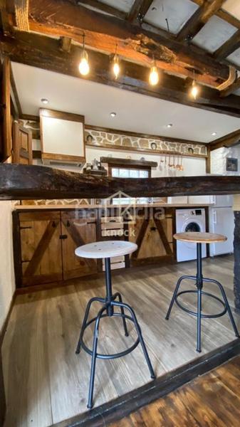 Foto ef6a243f-1671-4538-8594-e0112f61d8b4. Casa amb calefacció a Quirós
