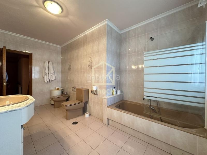 Foto 0080e4e2-5649-4424-9141-f6c2c1518d2a. Casa con riscaldamento parcheggio in Viella-Granda-Meres Siero