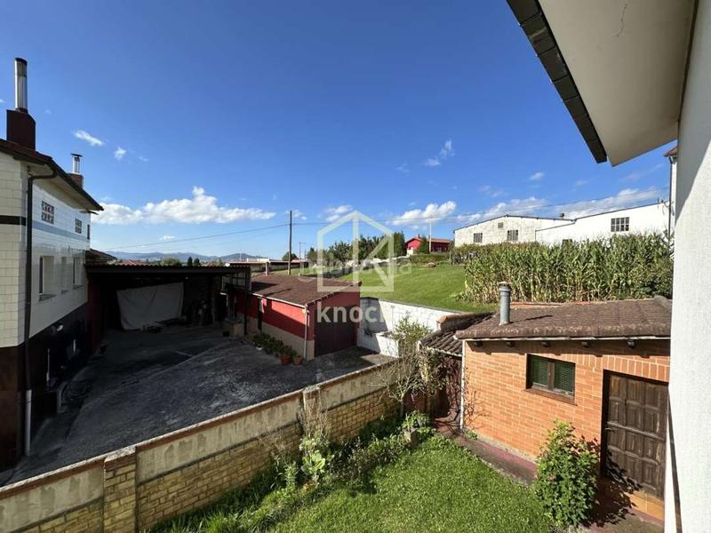 Foto 025f8231-e805-48b2-b858-c450e0230b5f. Casa con riscaldamento parcheggio in Viella-Granda-Meres Siero