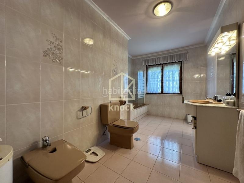 Foto 458ac46e-c988-4ed9-91b9-48b6bb99214c. Casa con riscaldamento parcheggio in Viella-Granda-Meres Siero