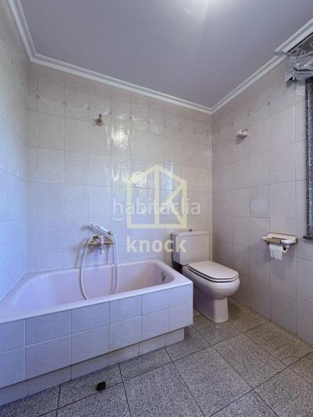 Foto 48244c2a-5785-439d-994b-96eb2683d61d. Casa con riscaldamento parcheggio in Viella-Granda-Meres Siero