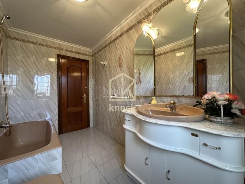 Foto 49bba491-0281-4b50-92ec-562a74324d50. Casa con riscaldamento parcheggio in Viella-Granda-Meres Siero