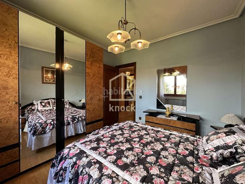 Foto b0f26500-aa0d-4391-a62d-b986f2350ad3. Casa con riscaldamento parcheggio in Viella-Granda-Meres Siero